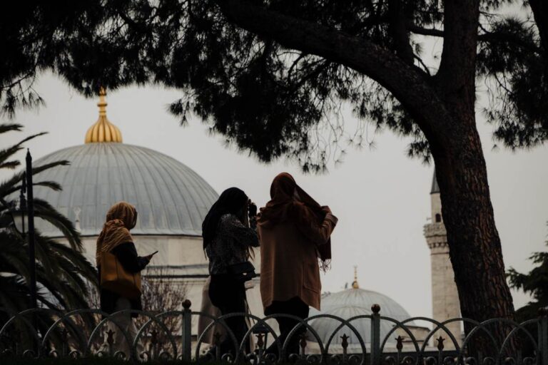 Matkavinkit Moderniin Istanbuliin